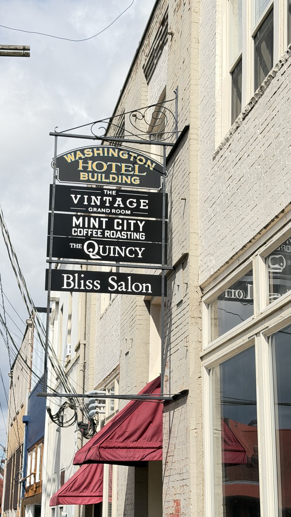 The street-facing exterior of the Chehalis office building